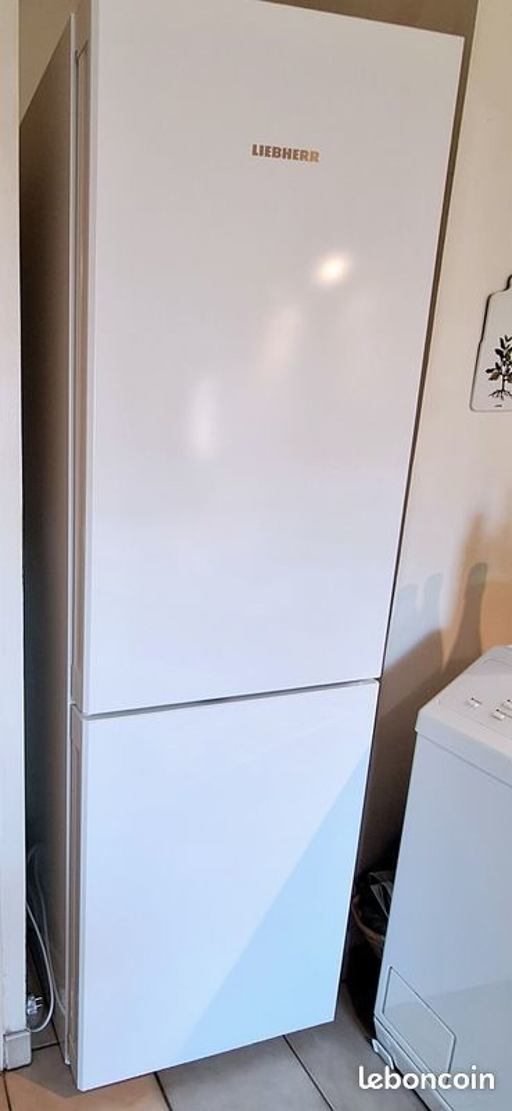 R&eacute;frig&eacute;rateur combin&eacute; LIEBHERR CND1853-2 Electroménager