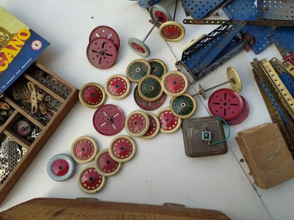 Gros Lot Ancien Jeu de Construction Meccano Jeux / jouets