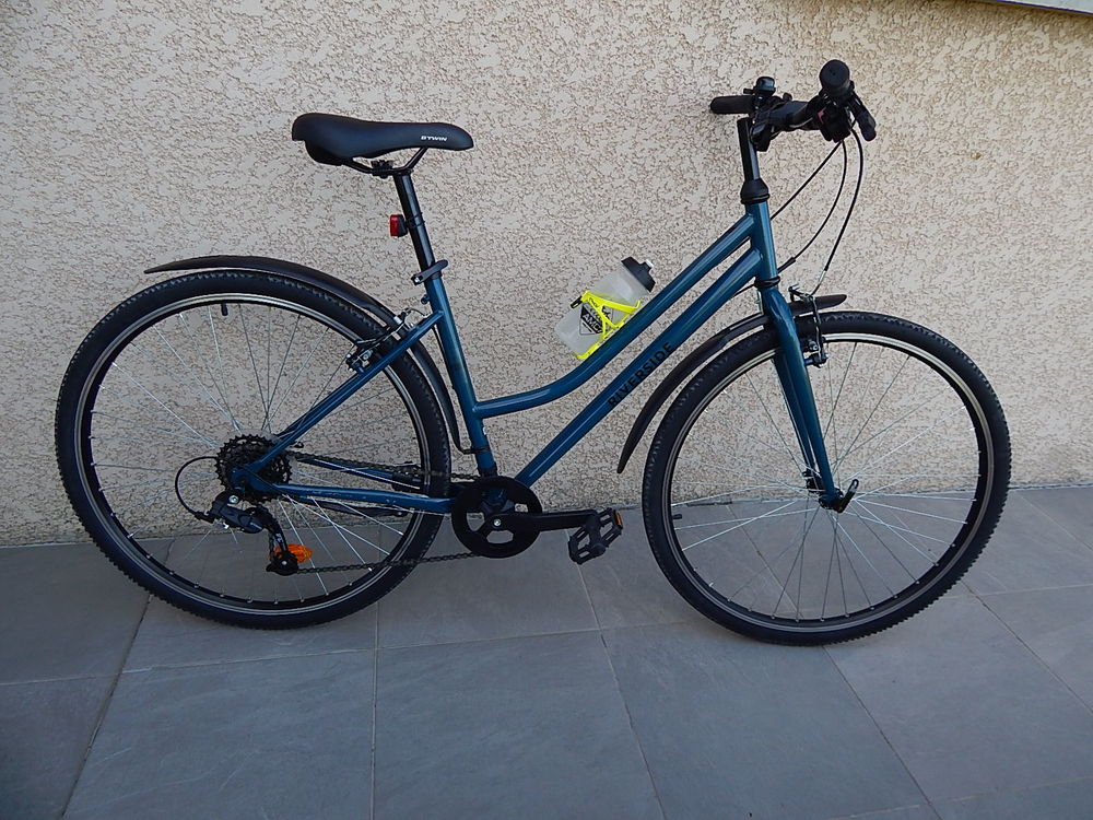 Tr&egrave;s beau v&eacute;lo Dacthlon Riverside 120 bleu en TBE, taille S Vélos