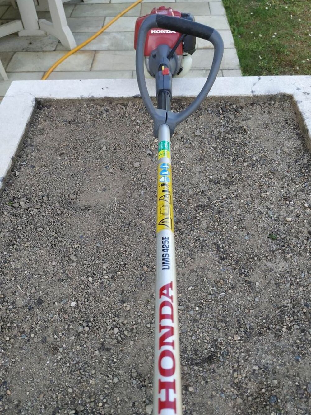 D&eacute;broussailleuse thermique HONDA Jardin