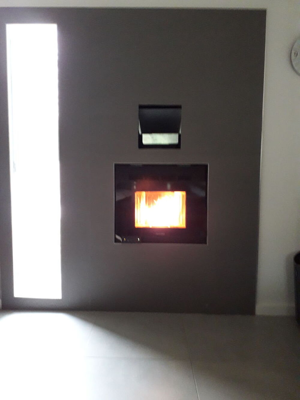 Insert chemin&eacute;e &agrave; pellets marque Jolly Mec Bricolage