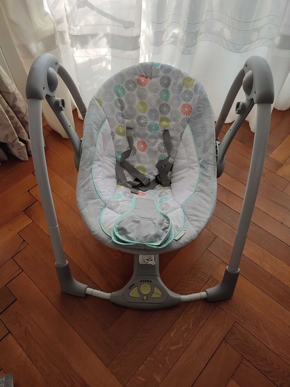 Balancelle &eacute;lectrique pour b&eacute;b&eacute; Puriculture
