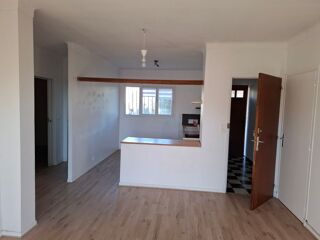  Appartement  vendre 4 pices 75 m