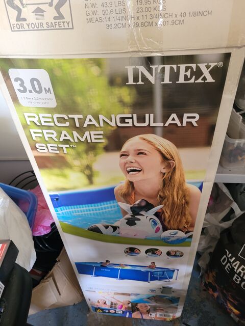 Piscine Intex restangle 70 Ecquevilly (78)