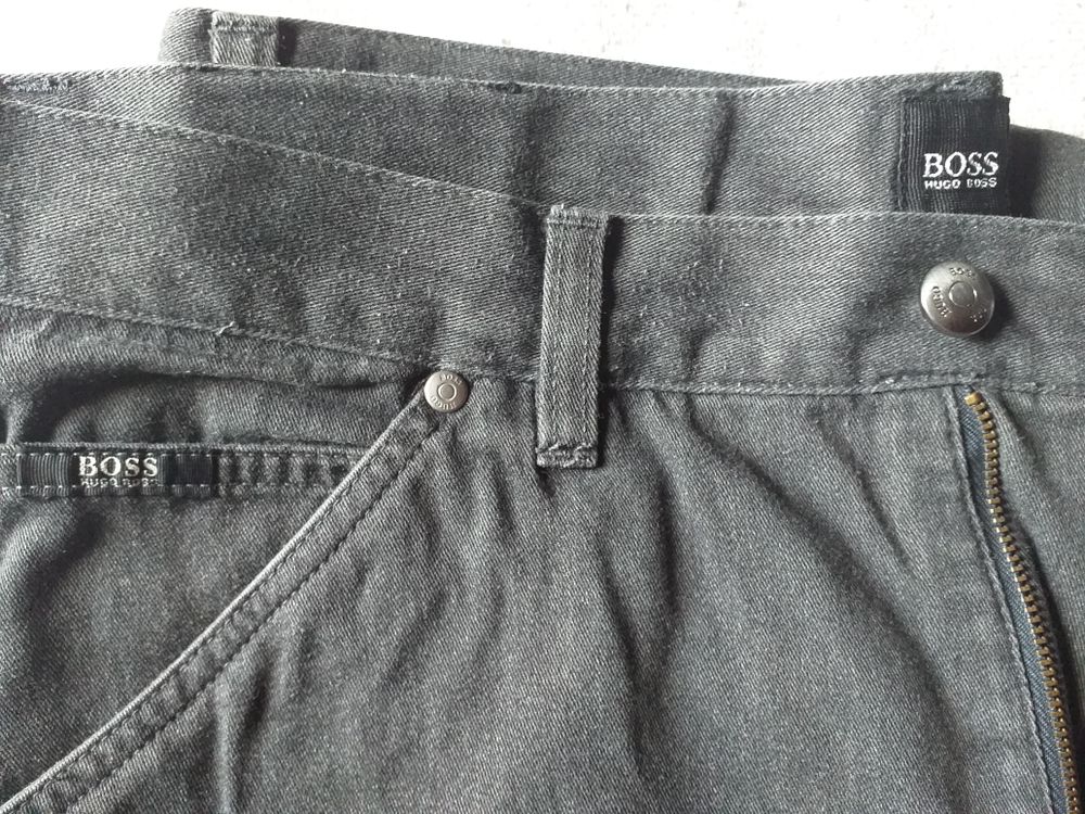 Jean Hugo Boss W34 L34 Vêtements