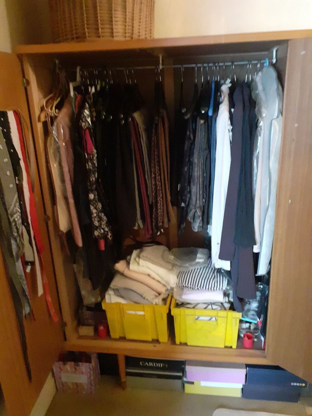 ARMOIRE PENDERIE Meubles
