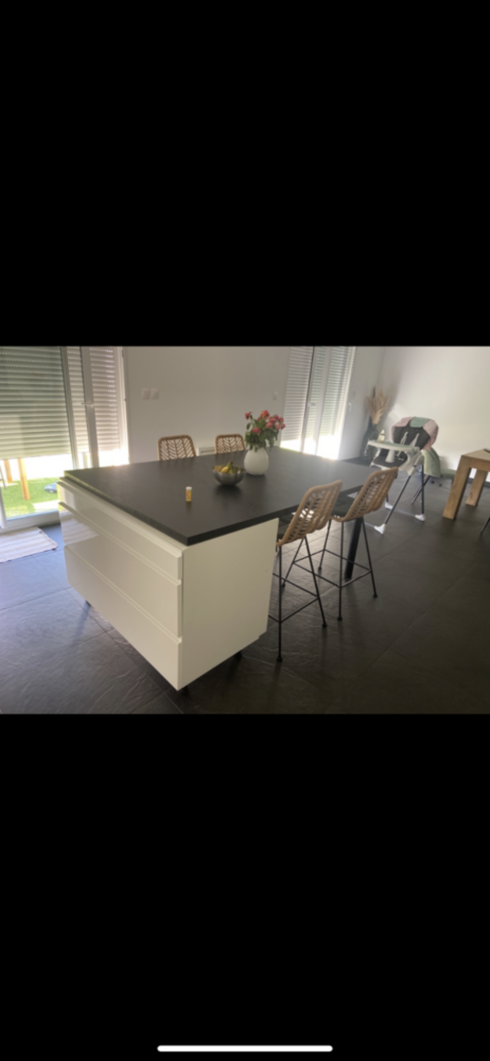 Cuisine blanche + lave vaisselle + ilot centrale Cuisine