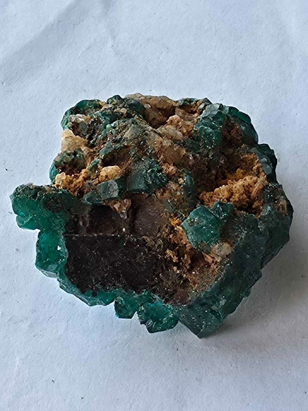 Cristaux de Dioptase Verte sur Matrice (RDC)-17g 