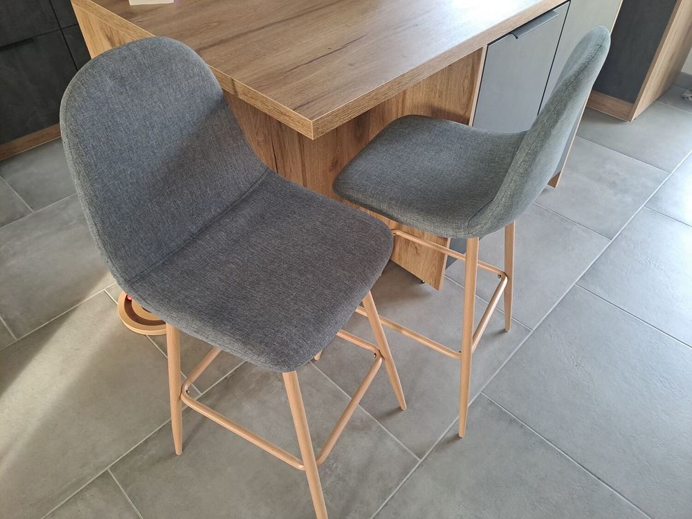 2 chaises de bar scandinave gris clair ? tr&egrave;s bon &eacute;tat Meubles