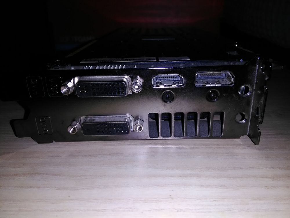 Carte graphique Asus GTX 770 Matériel informatique