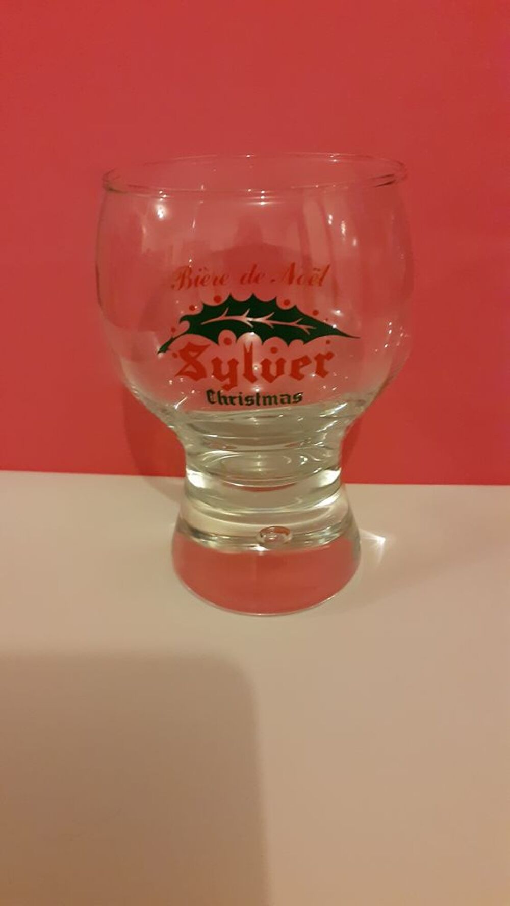 Un verre Bi&egrave;re de No&euml;l Décoration