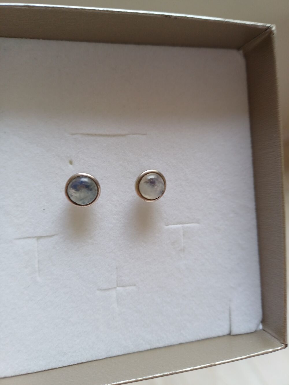 Boucles oreilles pierre lune Bijoux et montres
