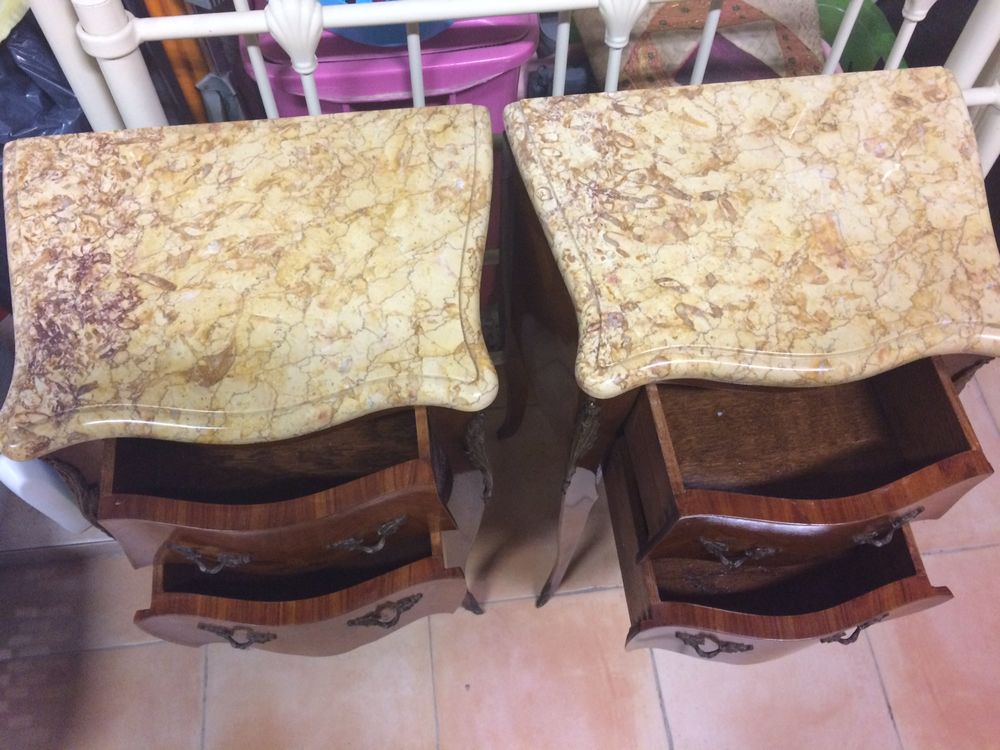 Lot de 2 tables de chevets style Louis XV Meubles