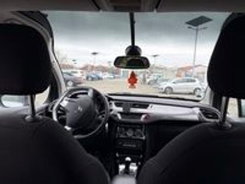 C3 VTi 82 Exclusive 2013 occasion 95610 &Eacute;ragny