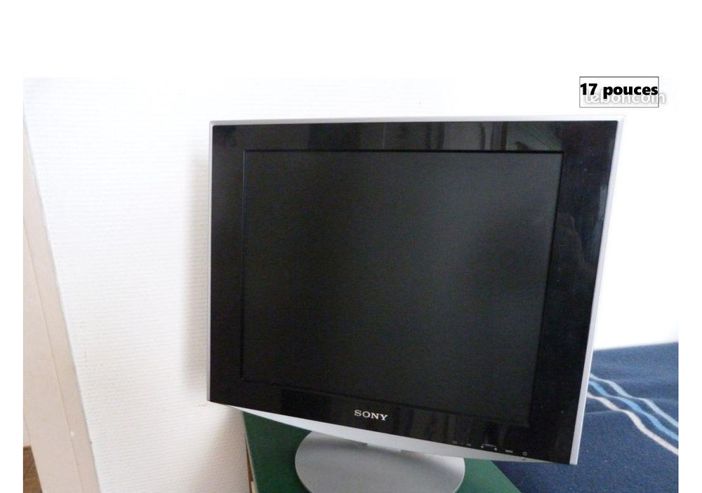 кронштейн sony playstation 5