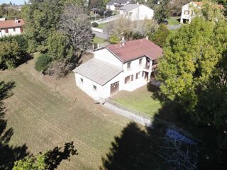  Propriété/château à vendre 6 pièces 140 m²