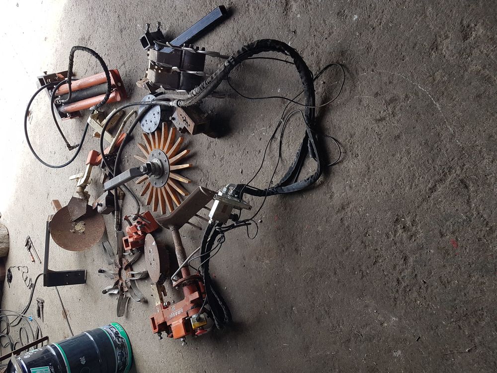 BRAUN SUR TNF Bricolage
