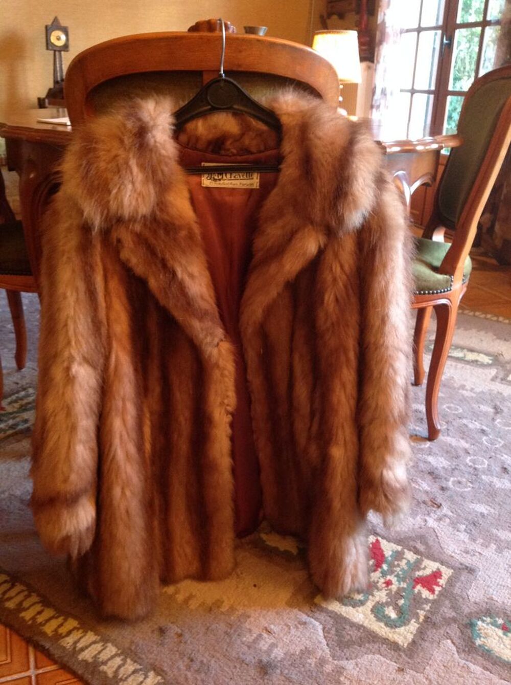 Veste fourrure opossum mordor&eacute;e taille 38/40 Vêtements