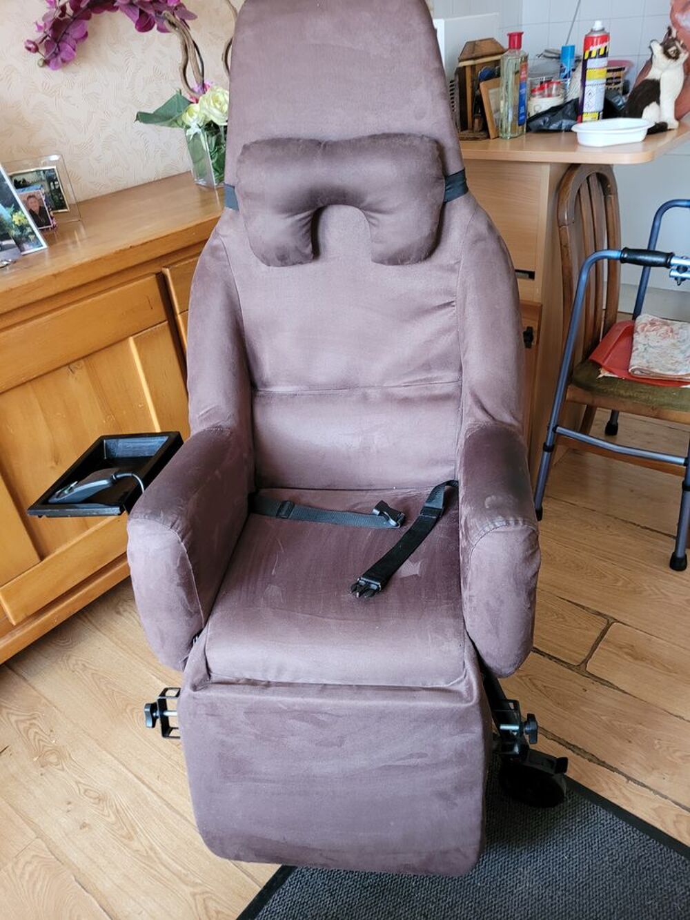 Fauteuil coque m&eacute;dicalis&eacute; &eacute;lectrique Meubles