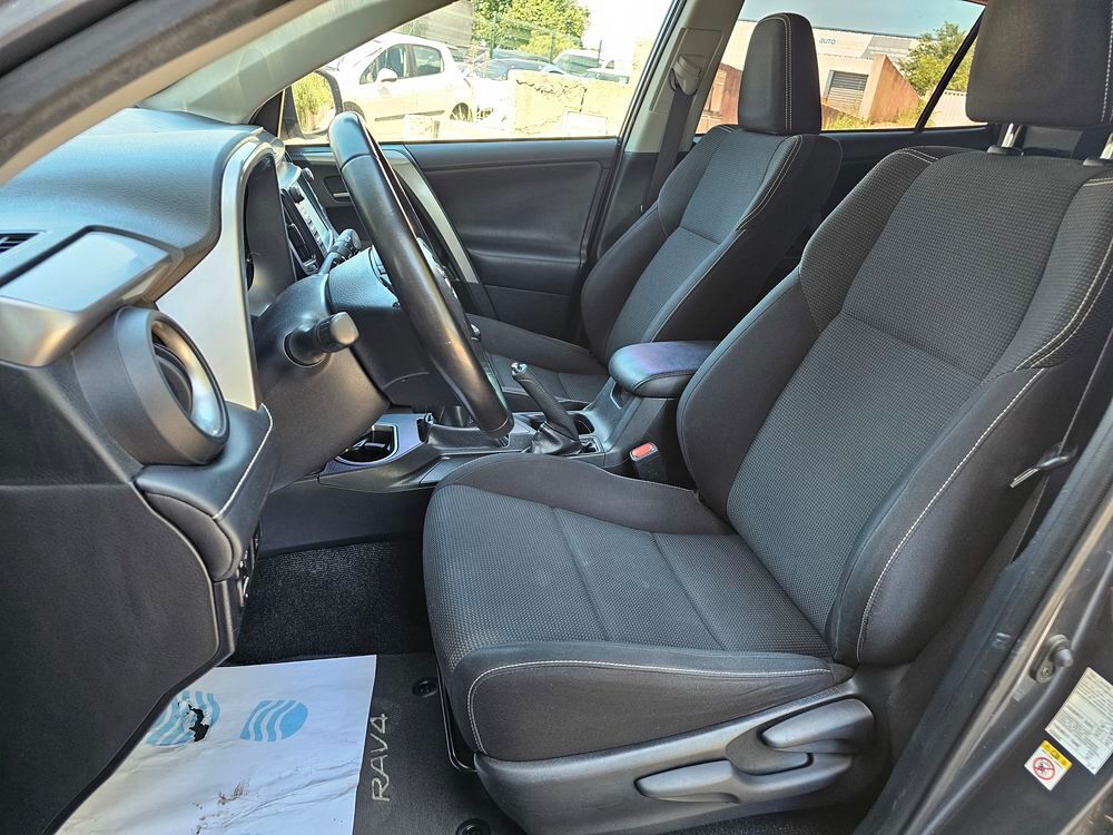 RAV 4 RAV4 143 D-4D 2WD Lounge 2016 occasion 34690 Fabr&egrave;gues