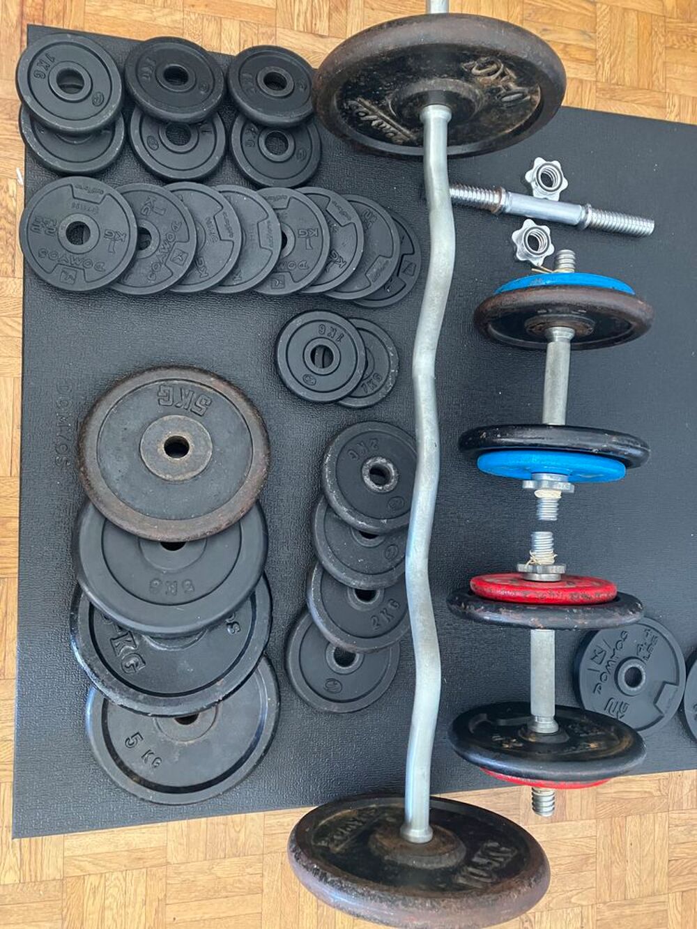 Banc, barres et poids de musculation Sports