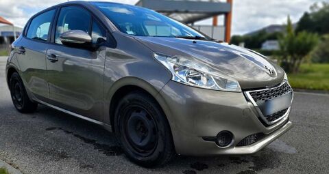 Peugeot 208 1.4 HDI - FAIBLE CONSO