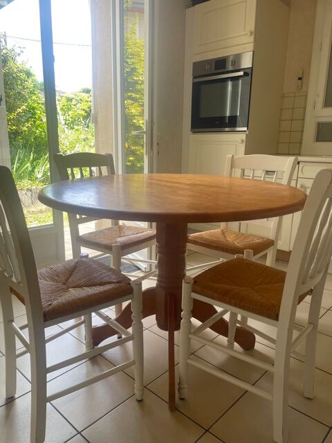 TABLE TRIPODE ET SES 4 CHAISES STYLE PROVENCAL 0 Cublac (19)