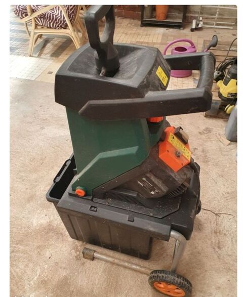 Broyeur végétaux 40 Muzillac (56)