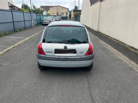 Renault clio ii Clio 1.6i 16V Initiale
