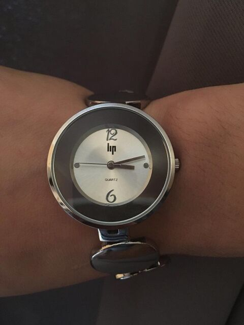 Montre lip femme 
20 Vals-les-Bains (07)
