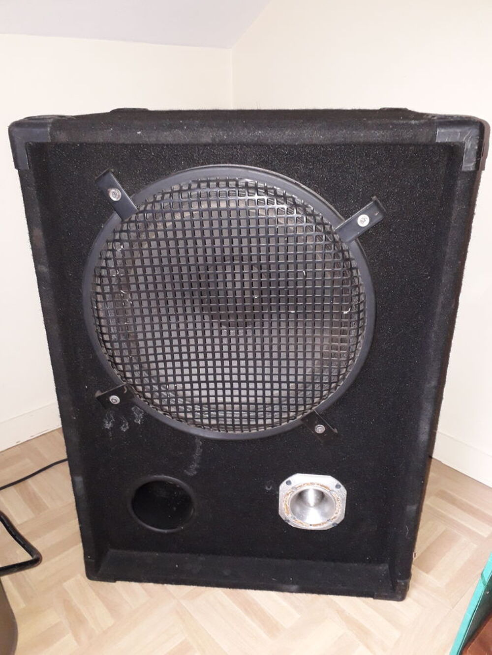 Enceinte professionnel 600 watts rms de marque &eacute;minence. Audio et hifi