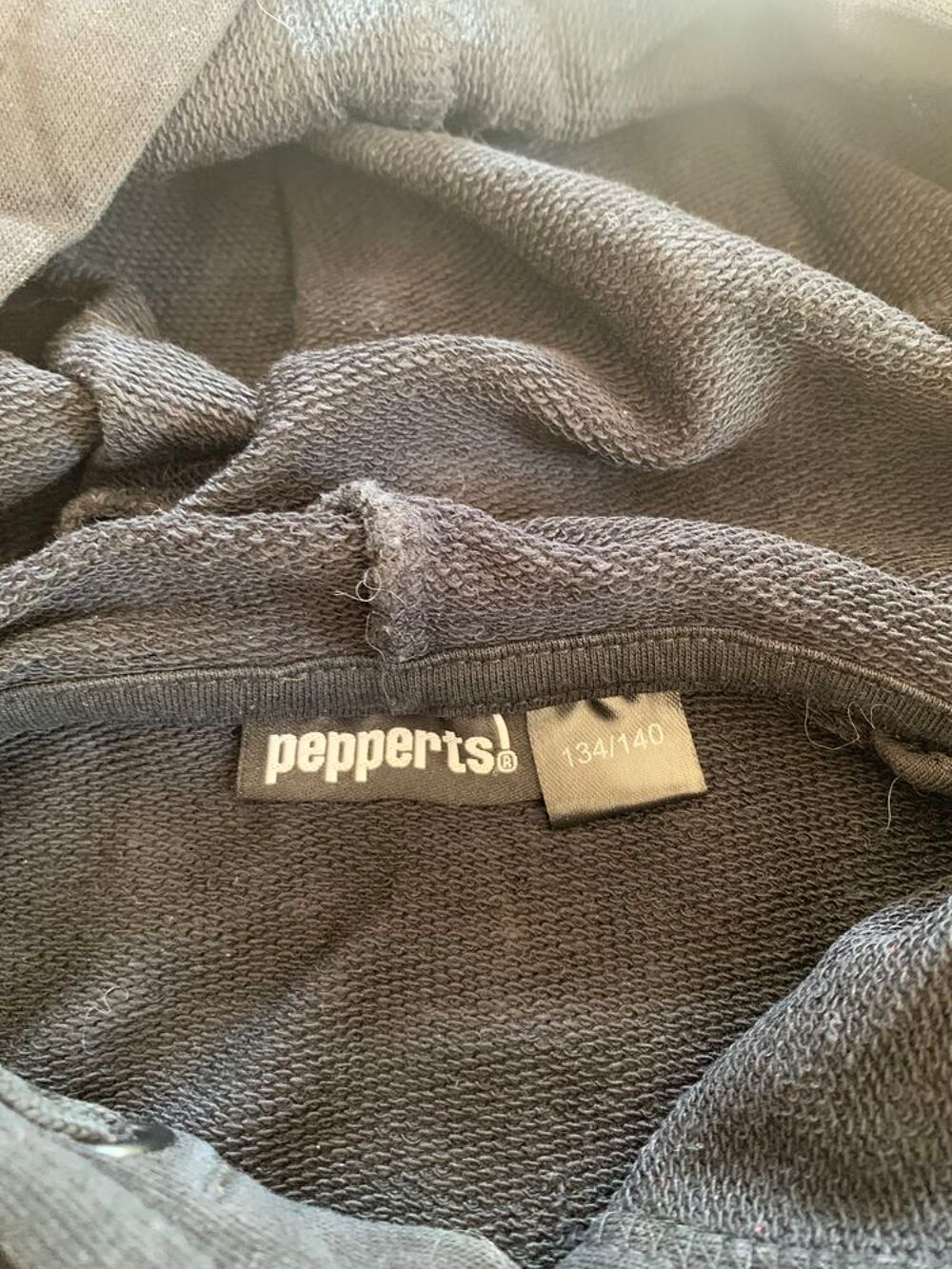 Sweat capuche enfant gar&ccedil;on motif " Skateboa Vêtements enfants