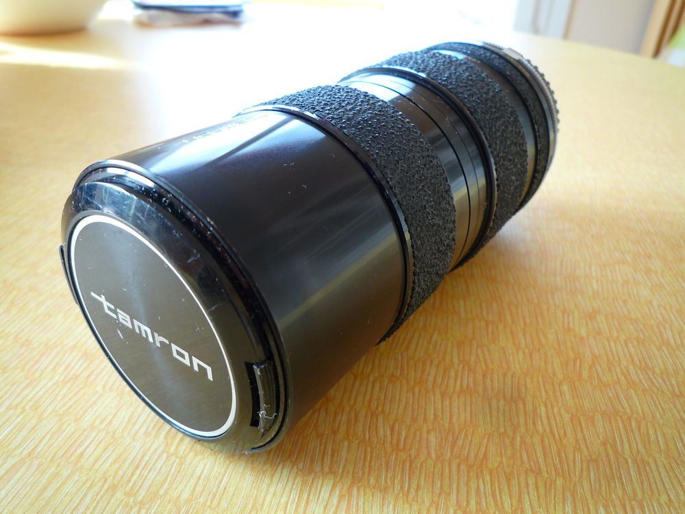 Zoom / Macro F : 70-150 mm marque TAMRON 1 : 3,5 Photos/Video/TV
