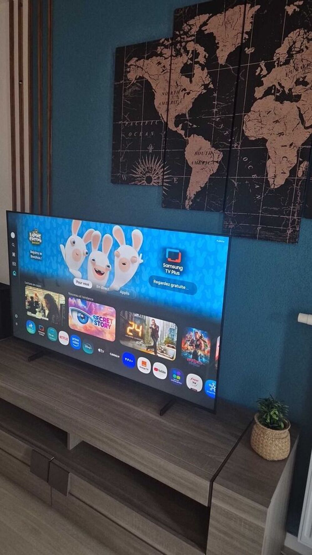 Tv QLED samsung smart tv Wi-Fi 55 pouces neuve Photos/Video/TV