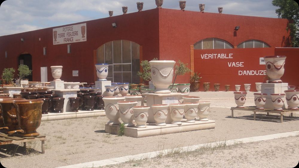 anduze jardin potier cevenol vase Jardin