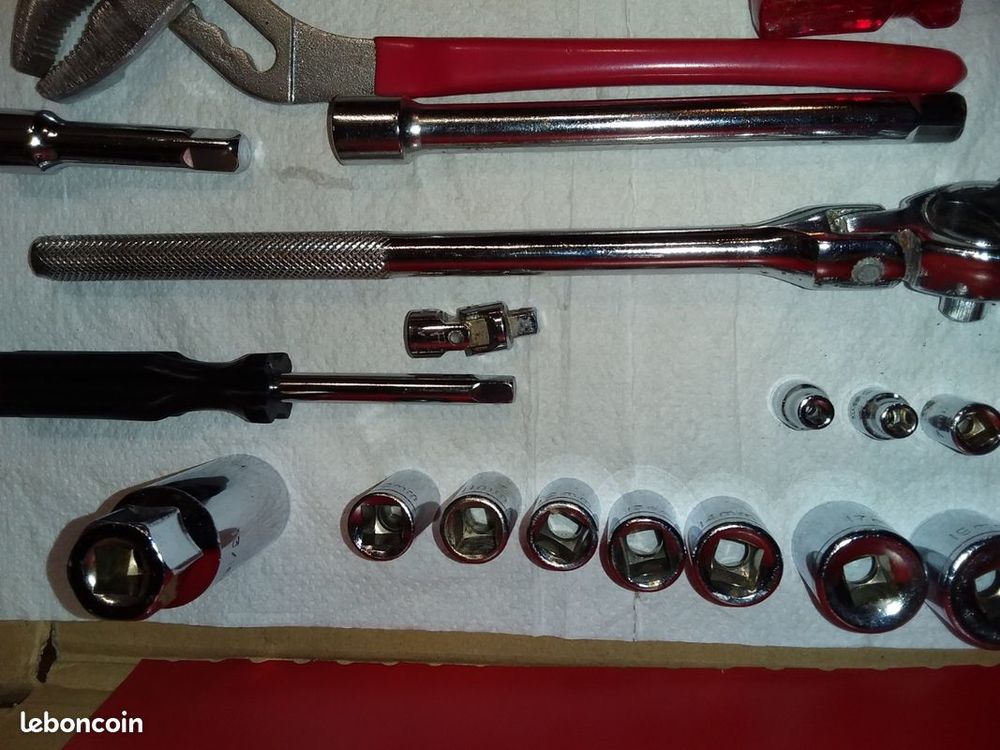 Cliquet/douilles etc...
Bricolage