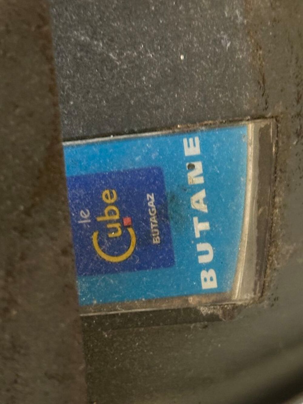 bouteille cube gaz pour secours Electroménager