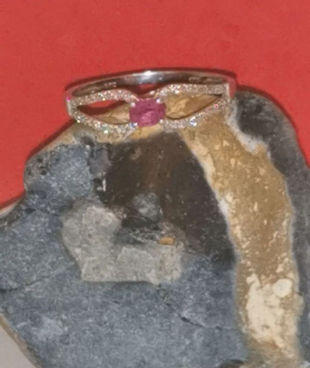 Bague taille 54
Bijoux et montres
