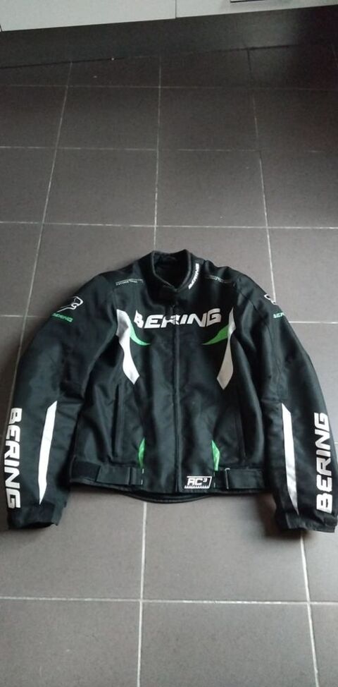 veritable blouson de moto  BERING 
veste yamaha moto 60 Bailleul (59)