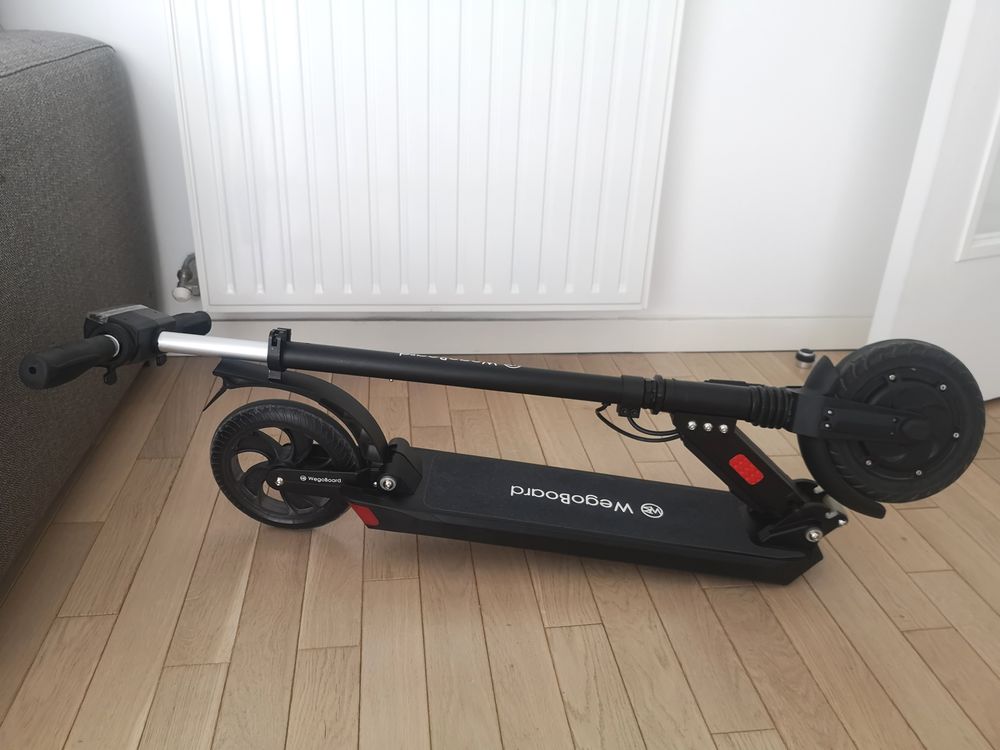 Trottinette &eacute;lectrique pliable WegoBoard Suprem 2.0 Noir Sports