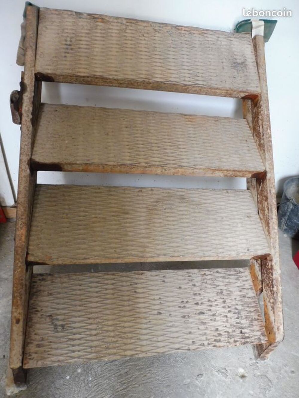 escalier de cave Bricolage