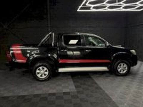 Hilux 3.0 D-4D Invincible Double Cabine 4WD BVA 2013 occasion 33520 Bruges