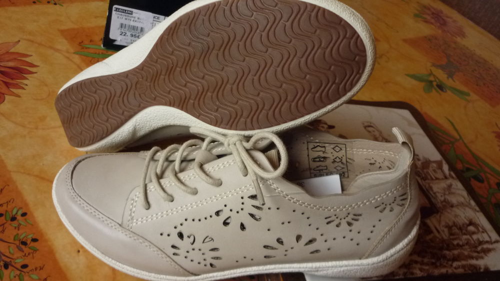 Chaussures femmes neuves P.36 Chaussures