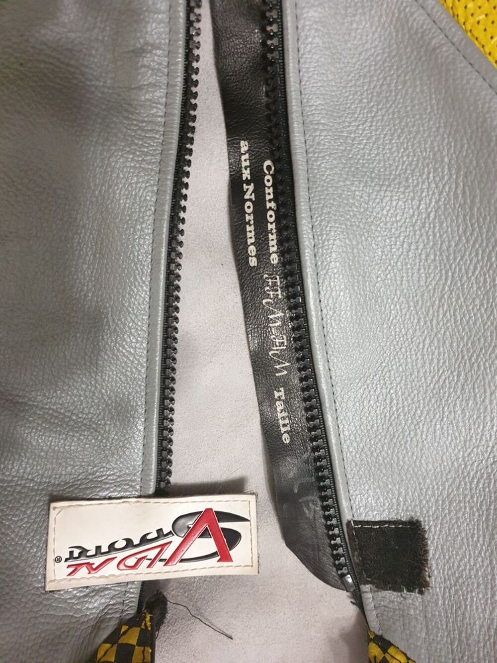 combinaison cuir moto marque VIDAL Vêtements