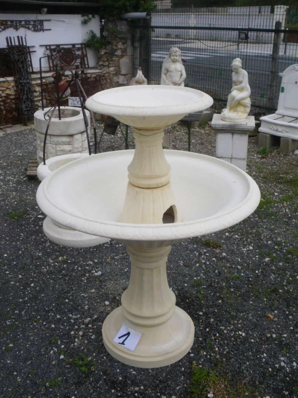 Fontaine en pierre reconstitu&eacute;e non g&eacute;live Décoration