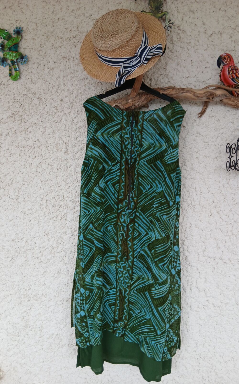 robe l&eacute;g&egrave;re ton vert Vêtements