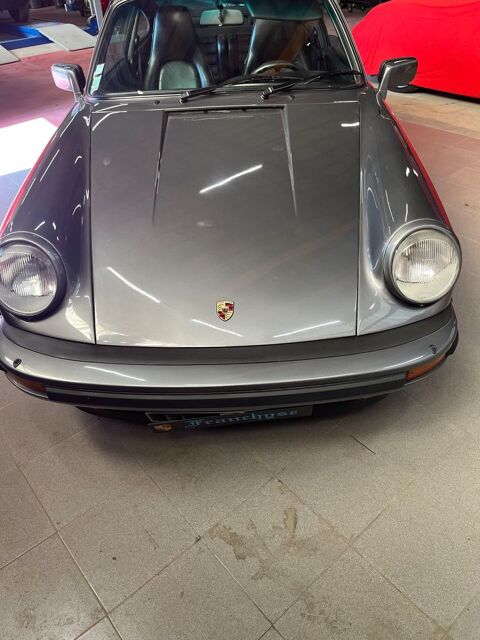 Porsche 911 Coup&eacute; Carrera 1986 occasion Ch&acirc;tillon 69380