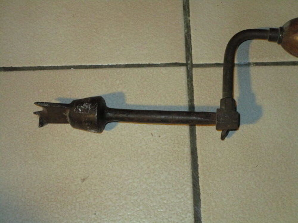  Vieux outils Vilebrequin de tonnelier 