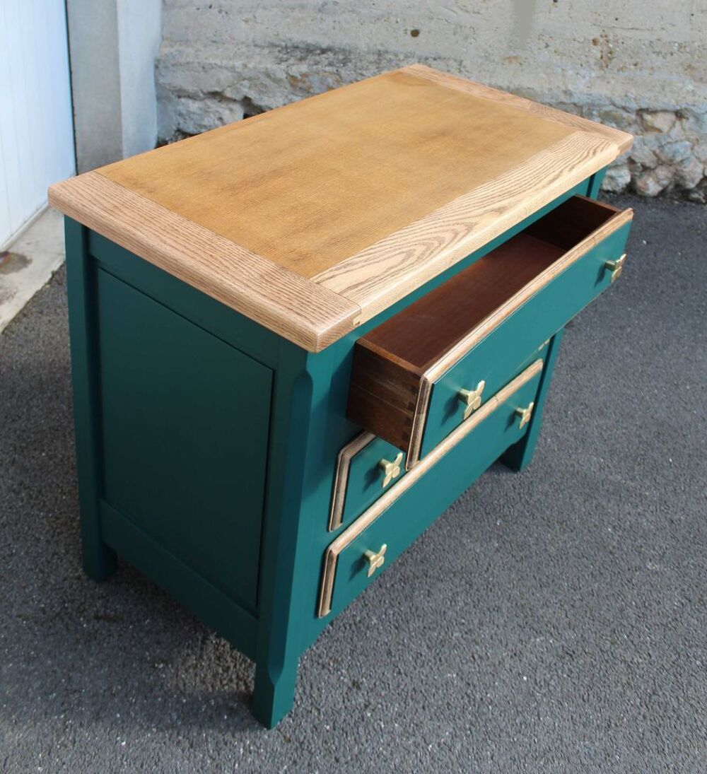 Commode en ch&ecirc;ne r&eacute;nov&eacute;e Meubles