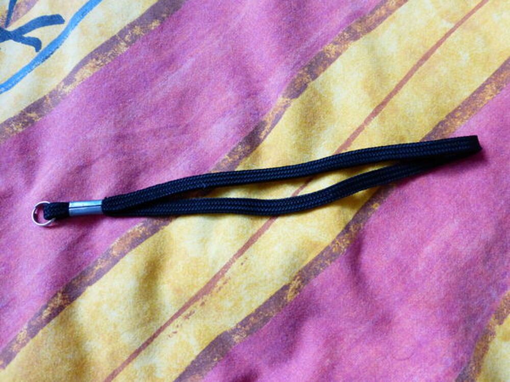 DRAGONNE pour portable,appareil photo.... Photos/Video/TV